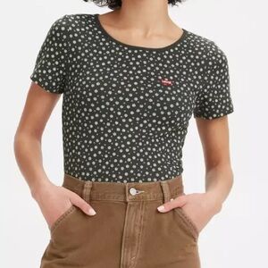 Levi’s Honey Floral Rib Knit Short Sleeve Tee Black Size Medium